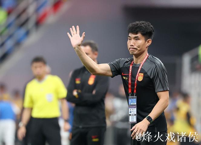 郑智正式执教青岛西海岸足球俱乐部一线队 郑智正式执教青岛西海岸足球俱乐部一线队